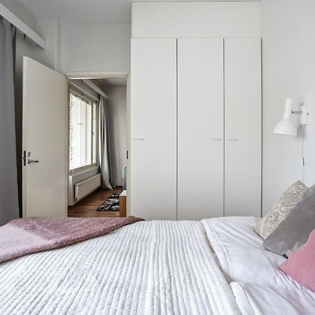 Apartment Sleepwell Tiili With Private Sauna And Parking 투르쿠 외부 사진
