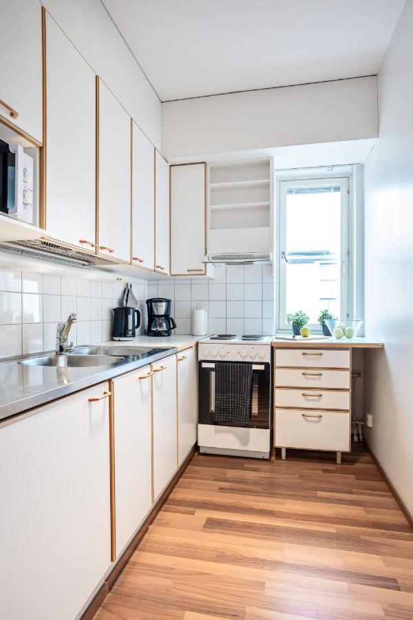 Apartment Sleepwell Tiili With Private Sauna And Parking 투르쿠 외부 사진