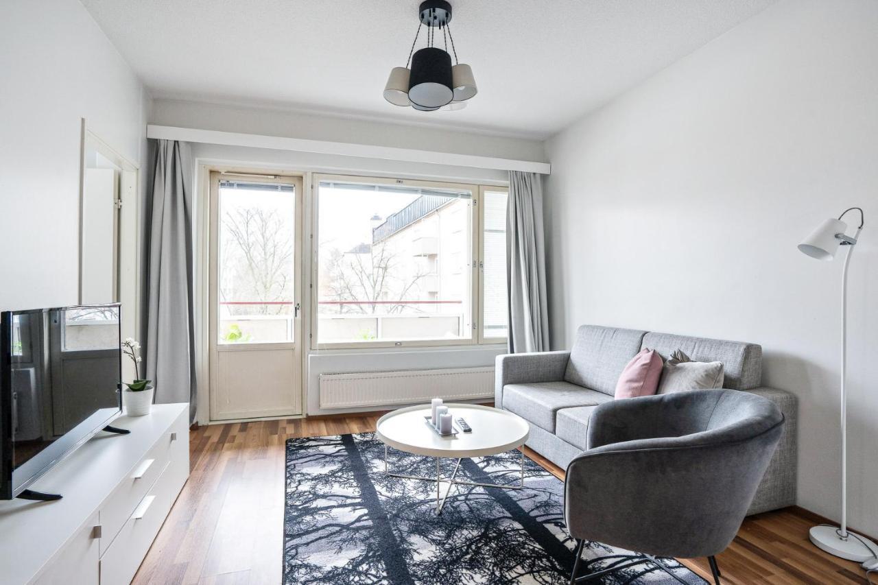 Apartment Sleepwell Tiili With Private Sauna And Parking 투르쿠 외부 사진